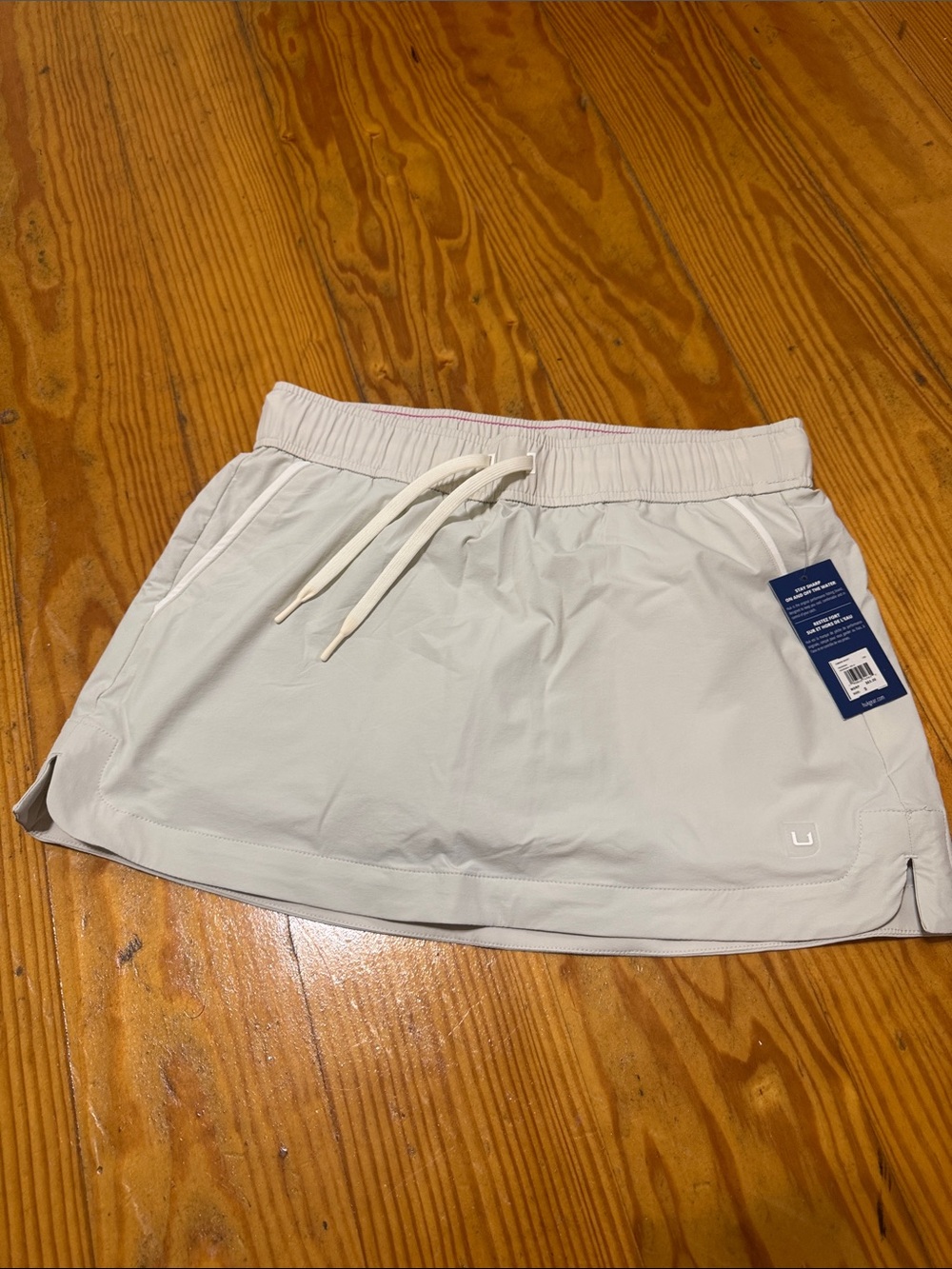 Huk Light Gray Women's Athletic Shorts Skort